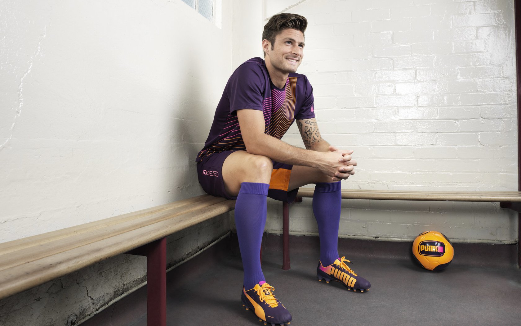 从压抑到爆发!孔德欧冠三连击撕碎塞内加尔,多特蒙德的非典型狂胜哲学